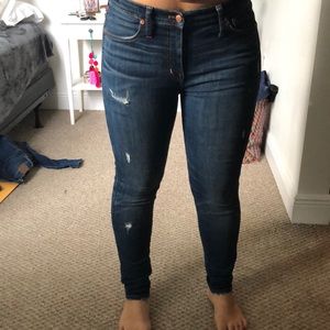 MADEWELL 9” High Rise Distressed Skinny